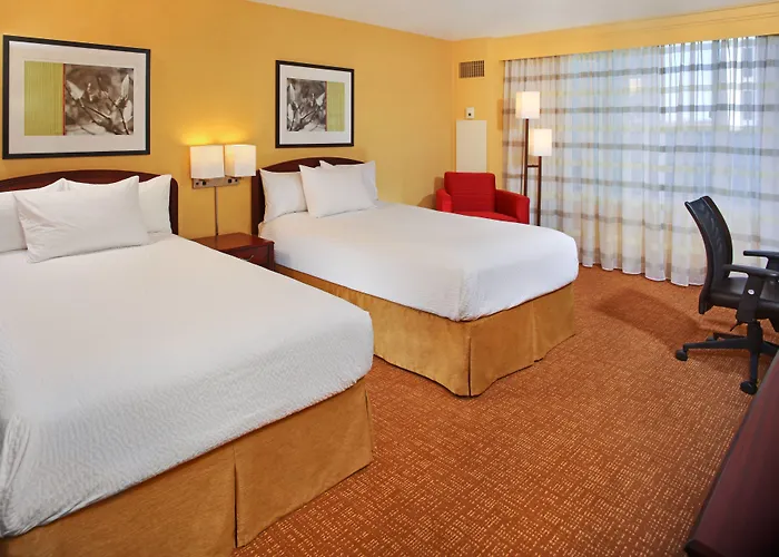 Courtyard By Marriott Baltimore Downtown Inner Harbor
